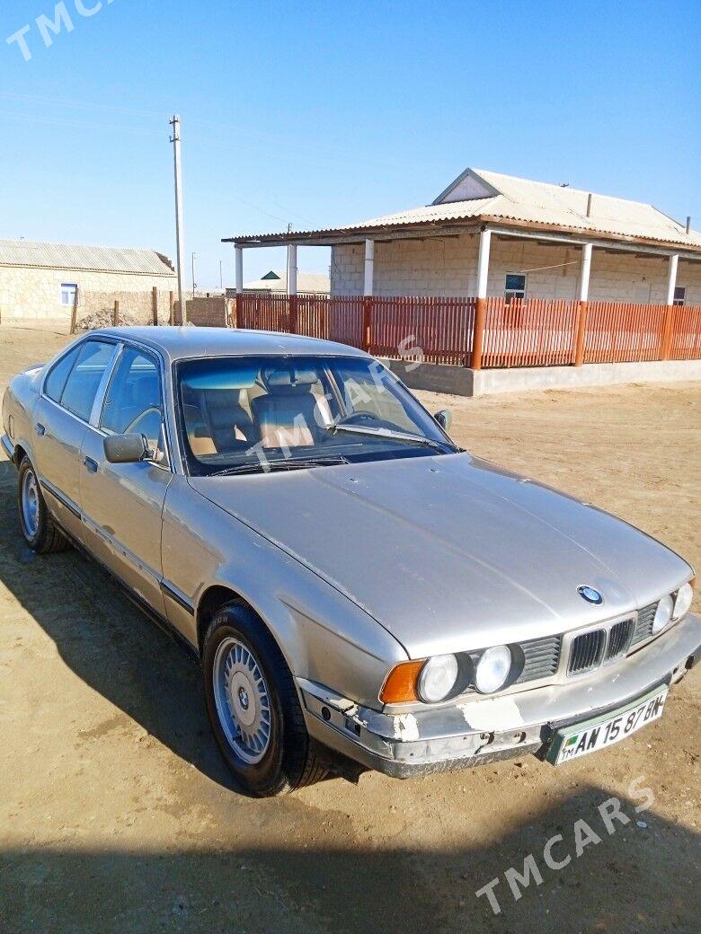 BMW 525 1990 - 20 000 TMT - Esenguly - img 2