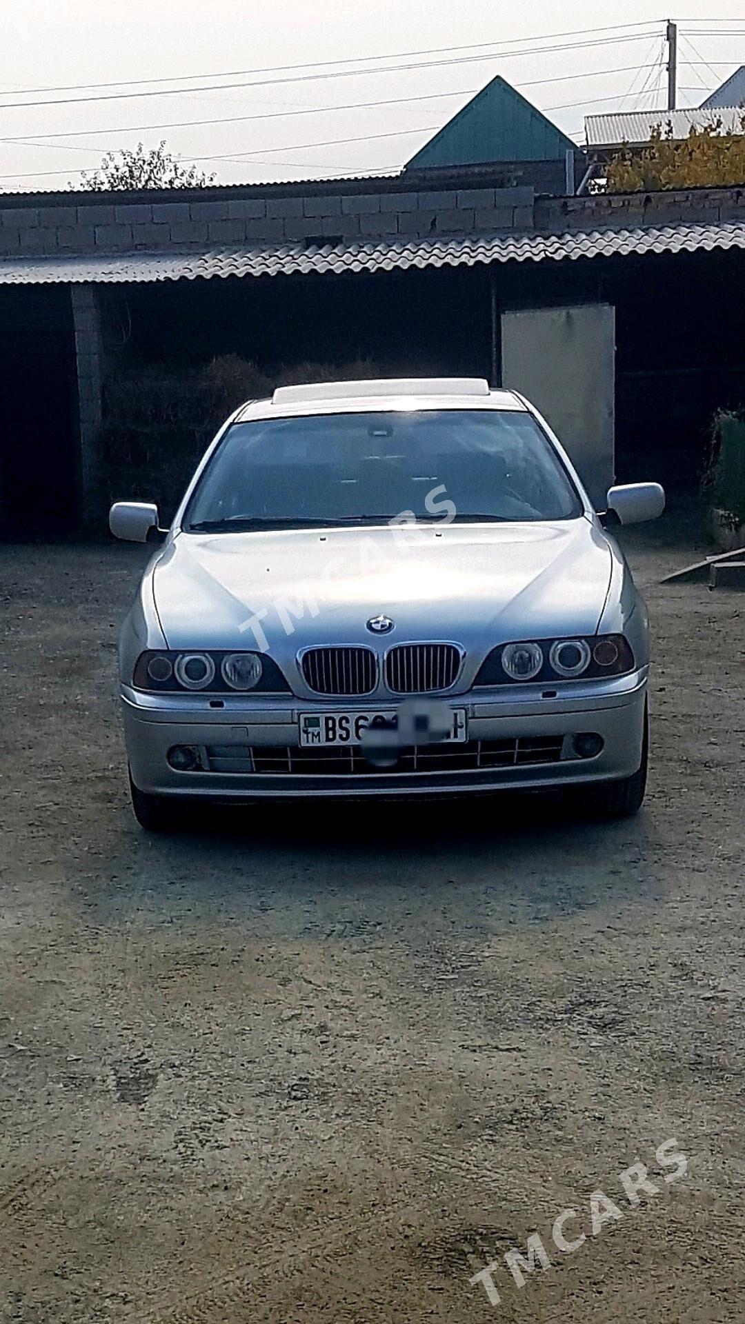 BMW 530 2001 - 109 000 TMT - Bäherden - img 1