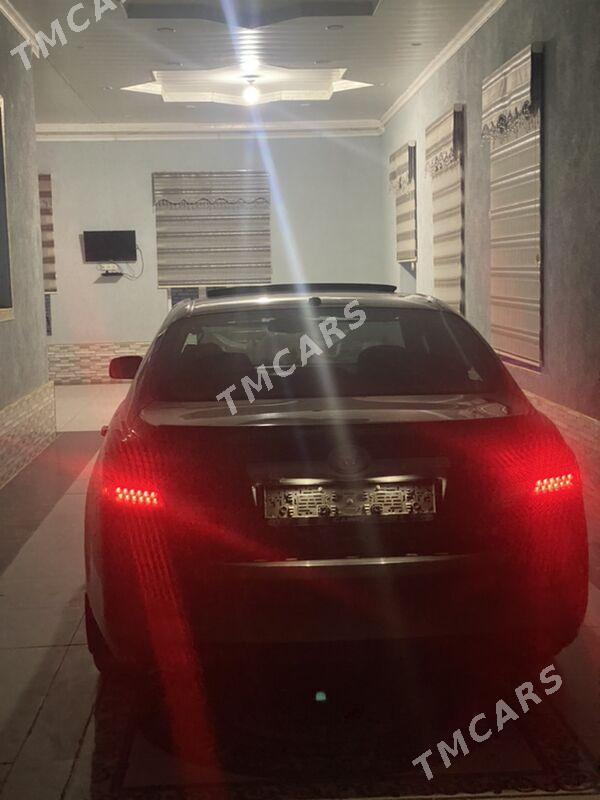 Toyota Camry 2011 - 240 000 TMT - Çärjew - img 6