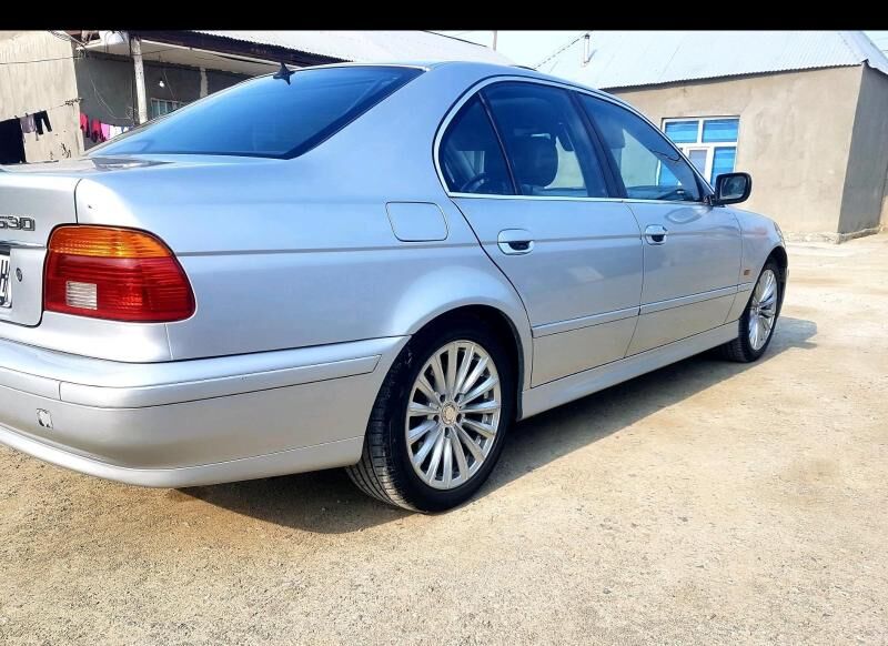 BMW 530 2001 - 109 000 TMT - Bäherden - img 3