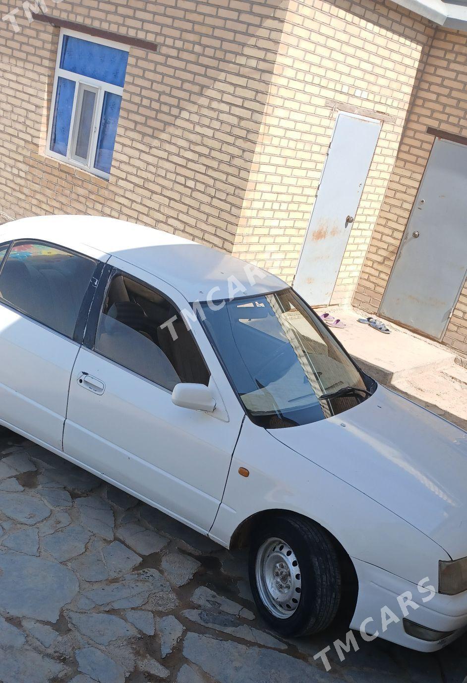 Toyota Camry 1994 - 40 000 TMT - Мары - img 1