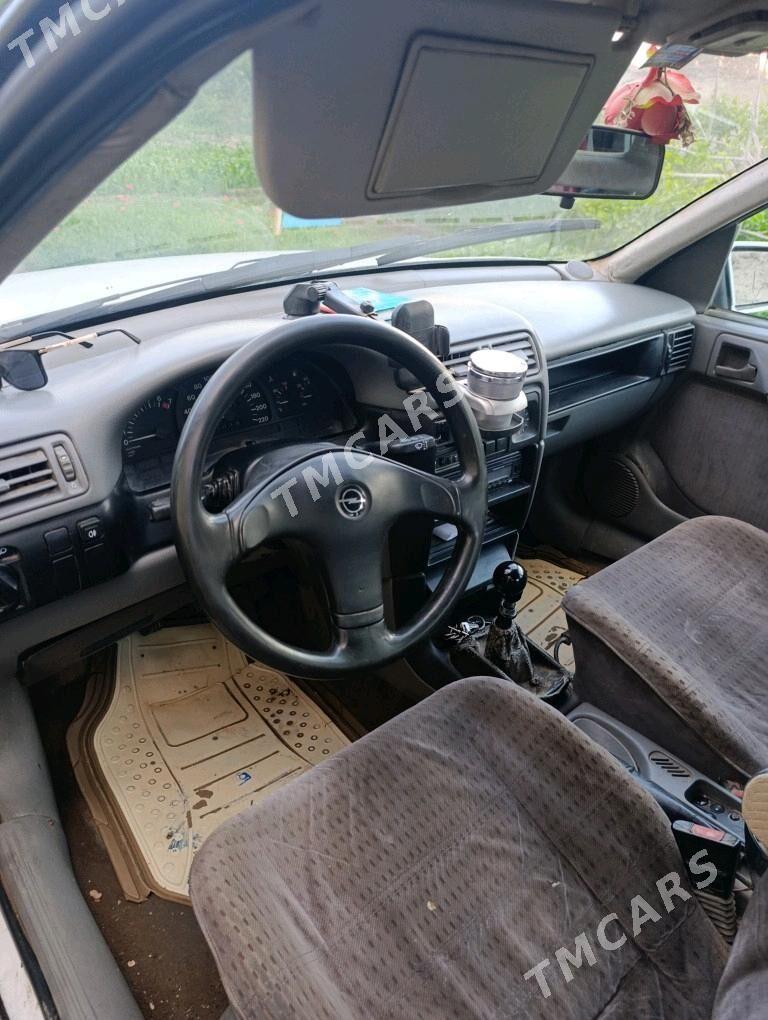 Opel Vectra 1993 - 20 000 TMT - Şabat etr. - img 6