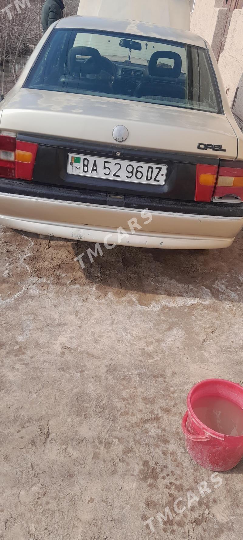 Opel Vectra 1994 - 27 000 TMT - Гурбансолтан Едже - img 6