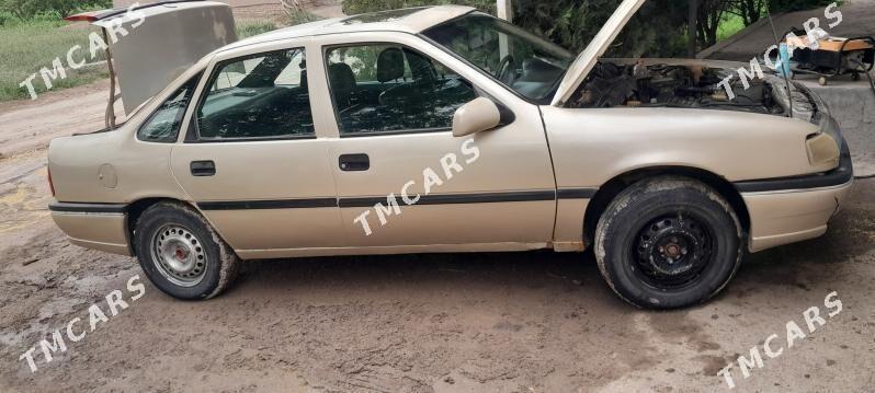 Opel Vectra 1994 - 27 000 TMT - Гурбансолтан Едже - img 4