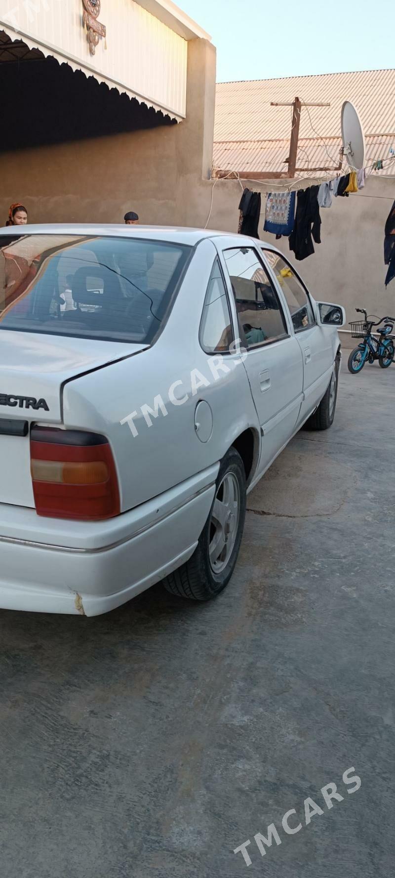 Opel Vectra 1993 - 20 000 TMT - Байрамали - img 2