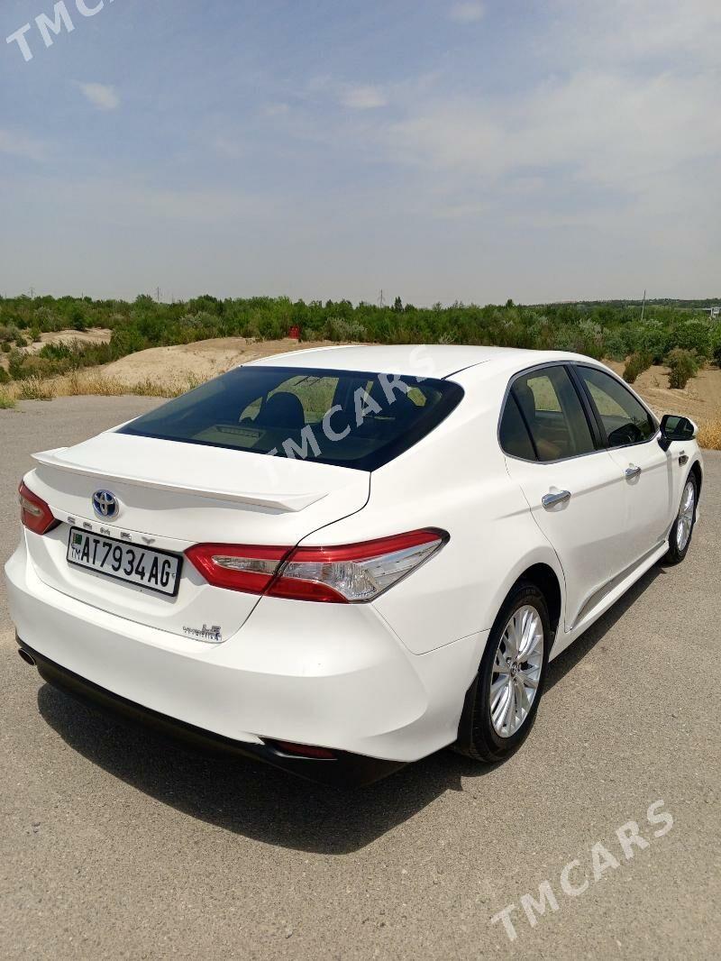 Toyota Camry 2020 - 260 000 TMT - Podwoýski köç. (Bitarap Türkmenistan şaýoly) - img 4