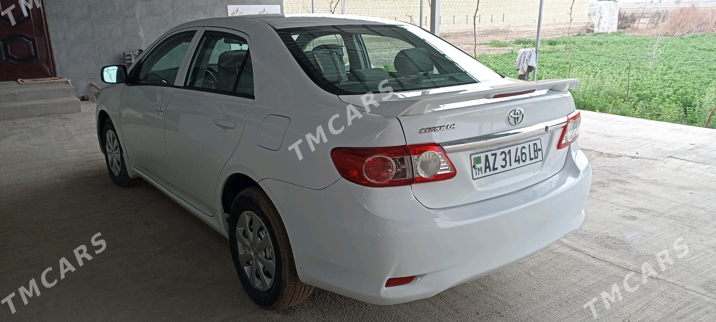 Toyota Corolla 2012 - 155 000 TMT - Туркменабат - img 4