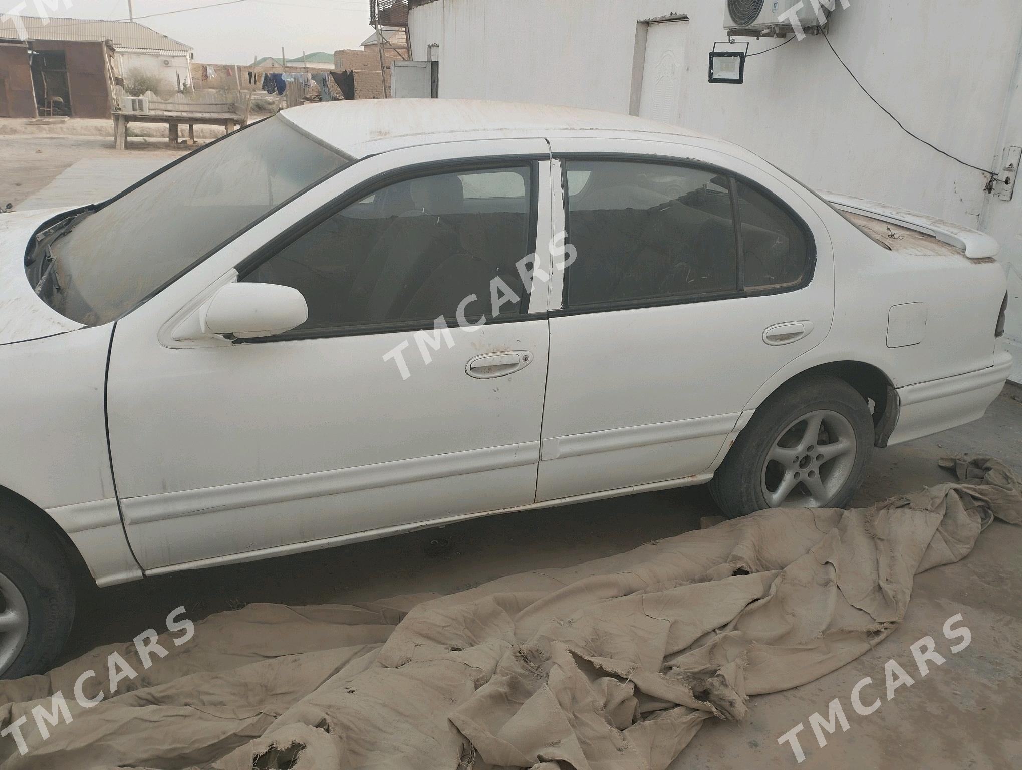Nissan Cefiro 1994 - 25 000 TMT - Серахс - img 3