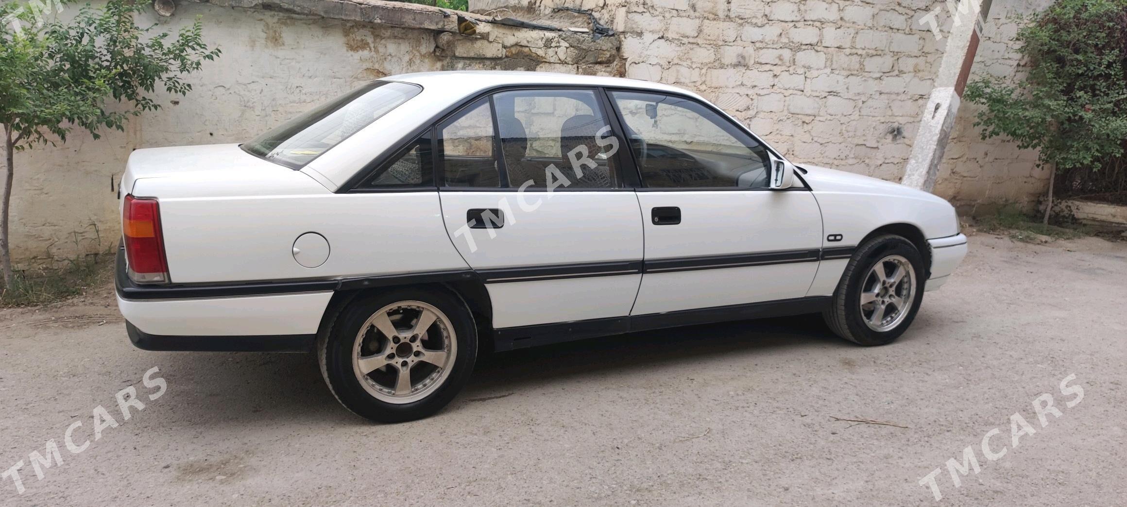 Opel Omega 1990 - 30 000 TMT - Balkanabat - img 3