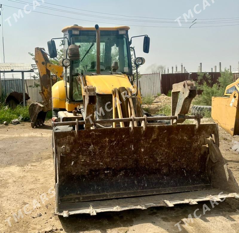 JCB 3CX Compact 2013 - 425 000 TMT - Aşgabat - img 3