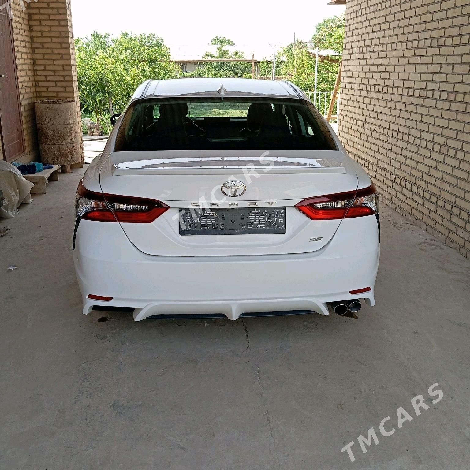 Toyota Camry 2022 - 310 000 TMT - Halaç - img 3