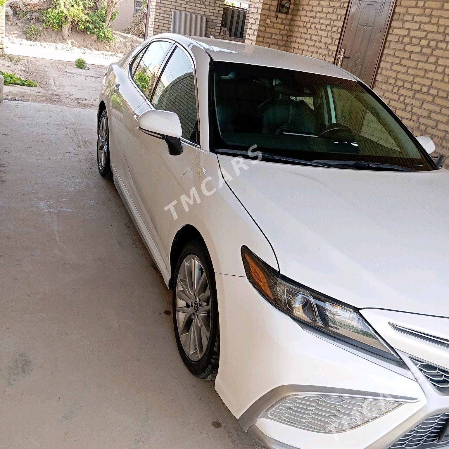 Toyota Camry 2022 - 310 000 TMT - Halaç - img 7