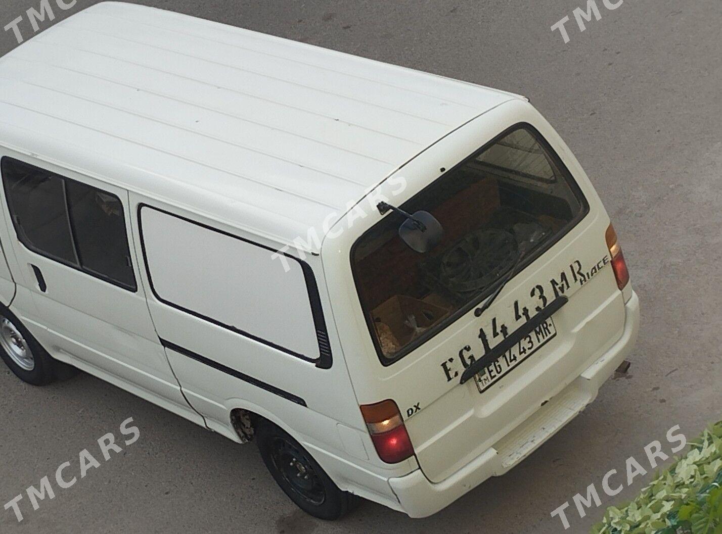 Toyota Hiace 1995 - 85 000 TMT - Мары - img 2