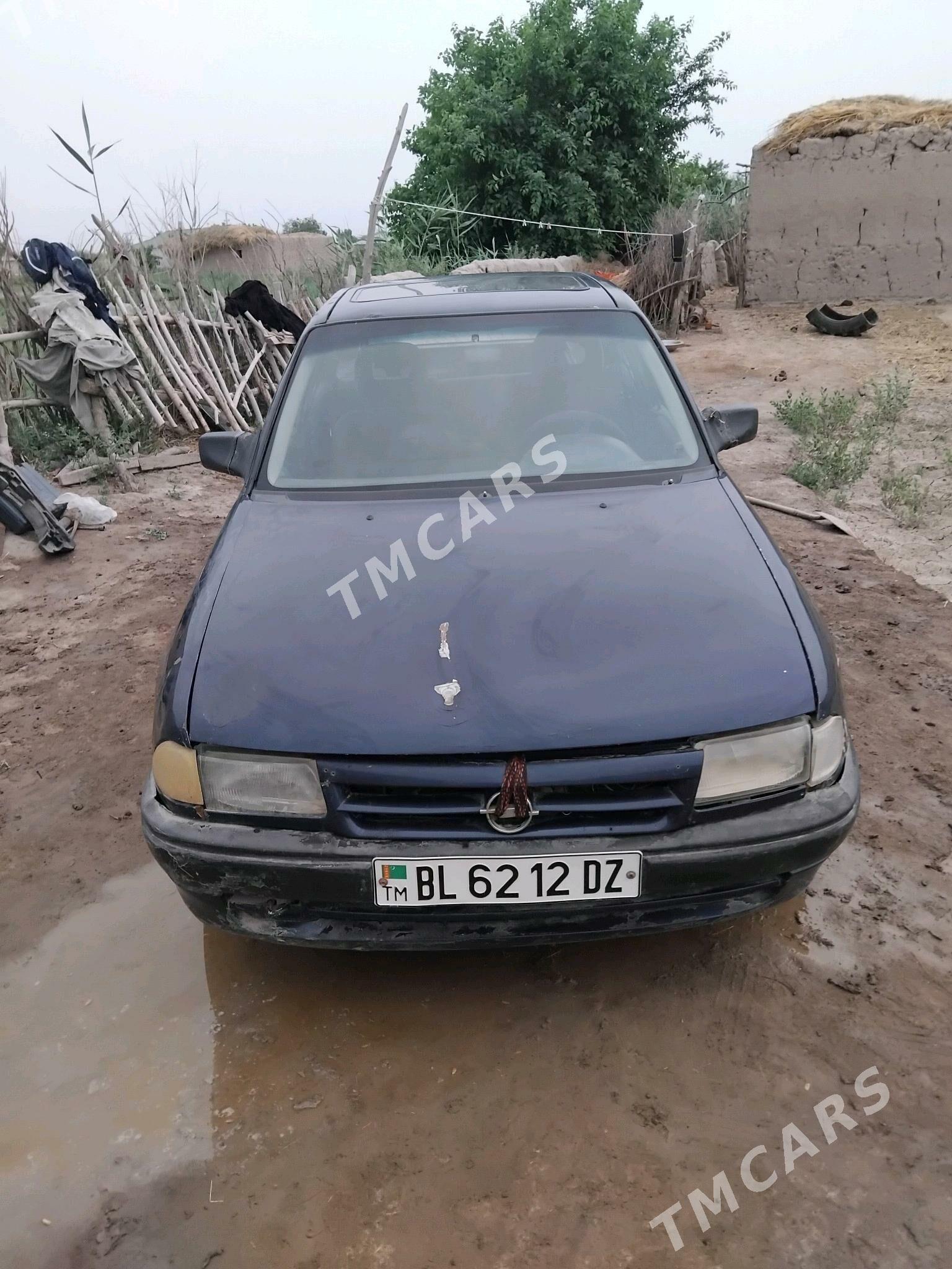 Opel Astra 1993 - 25 000 TMT - Губадаг - img 5