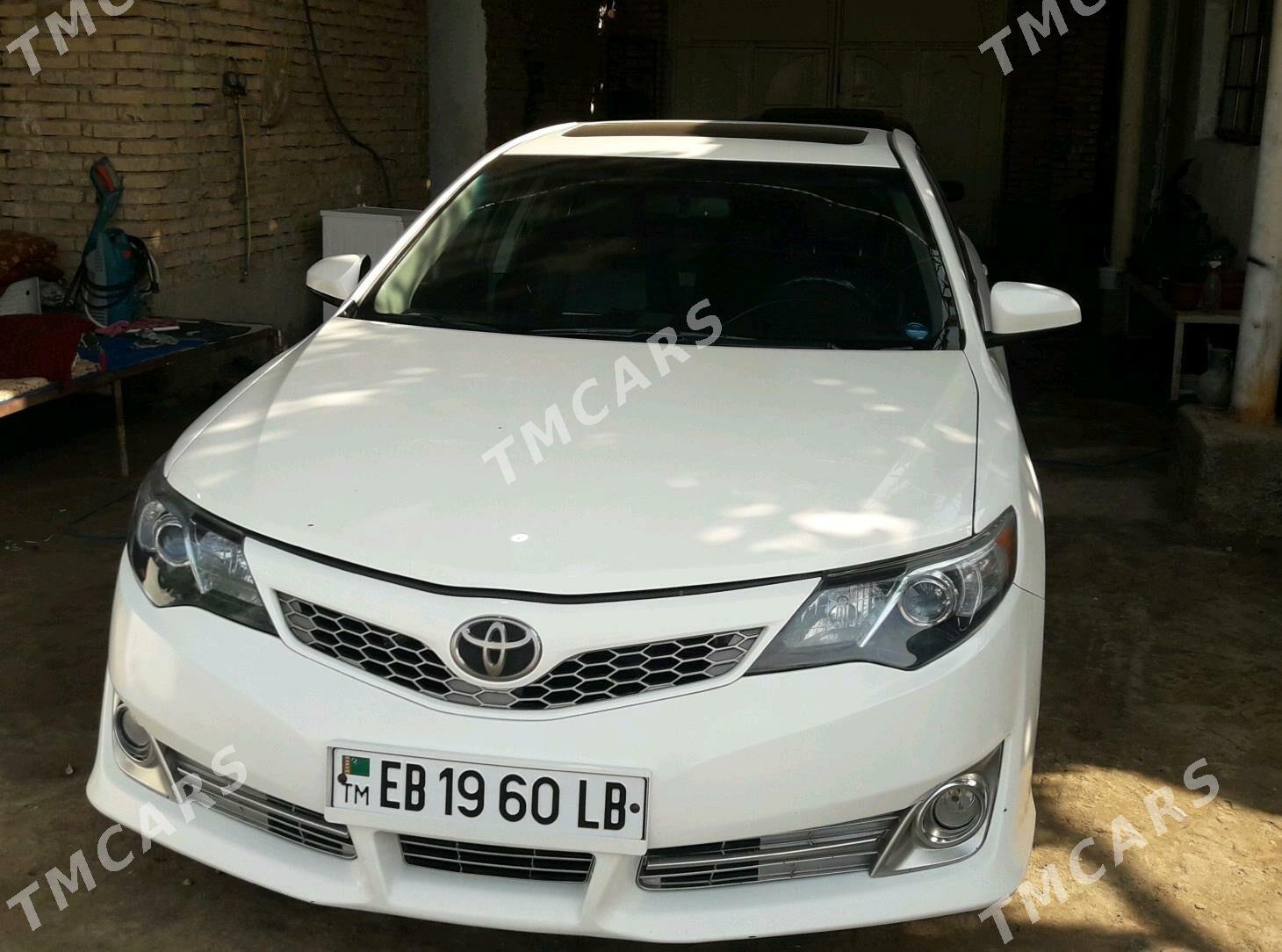 Toyota Camry 2014 - 250 000 TMT - Türkmenabat - img 2