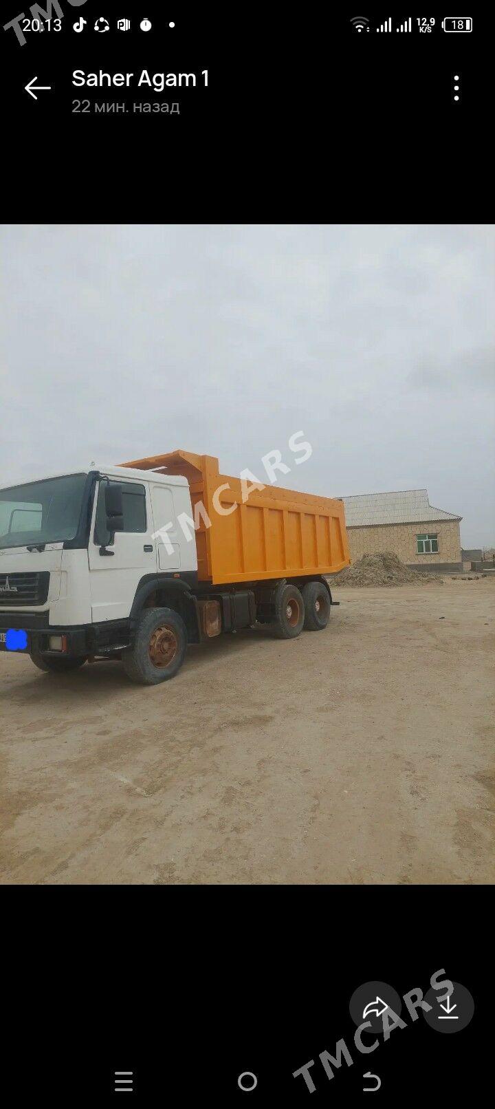 Howo Sinotruk 2010 - 260 000 TMT - Эсенгулы - img 2