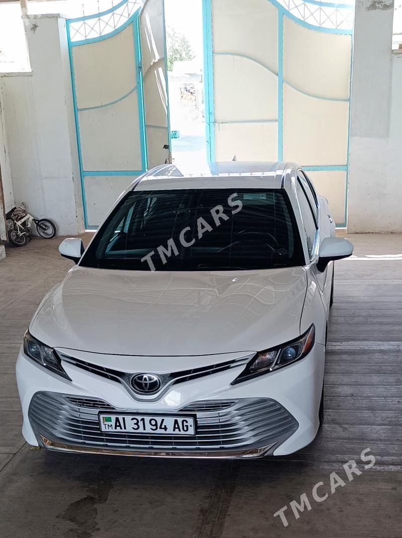 Toyota Camry 2019 - 320 000 TMT - Aşgabat - img 4