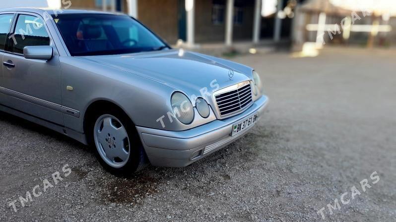 Mercedes-Benz C320 1999 - 135 000 TMT - Балканабат - img 11
