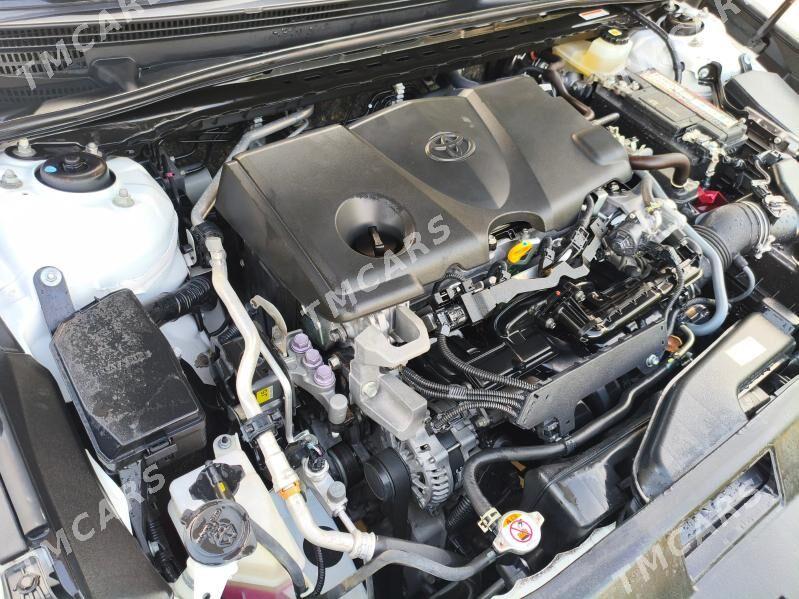 Toyota Camry 2022 - 390 000 TMT - Тязе заман - img 2