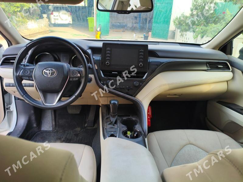 Toyota Camry 2022 - 390 000 TMT - Тязе заман - img 3