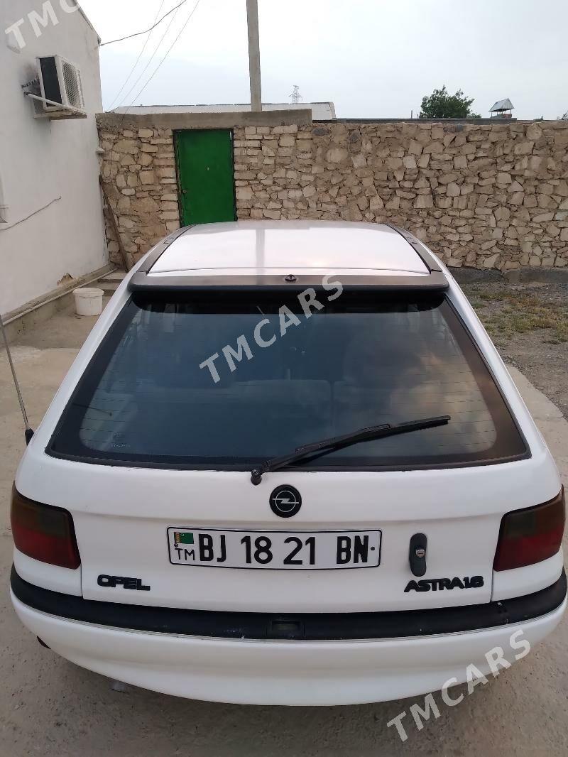 Opel Astra 1993 - 33 000 TMT - Gyzylarbat - img 2