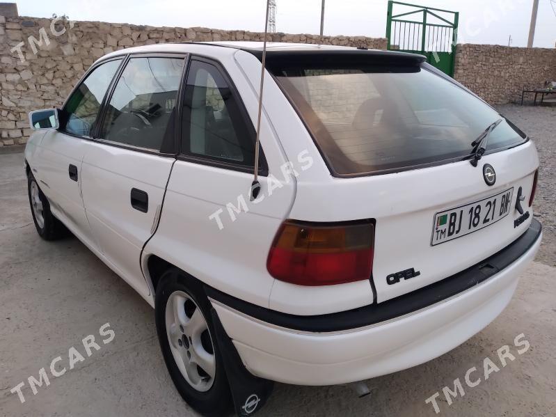 Opel Astra 1993 - 33 000 TMT - Gyzylarbat - img 5