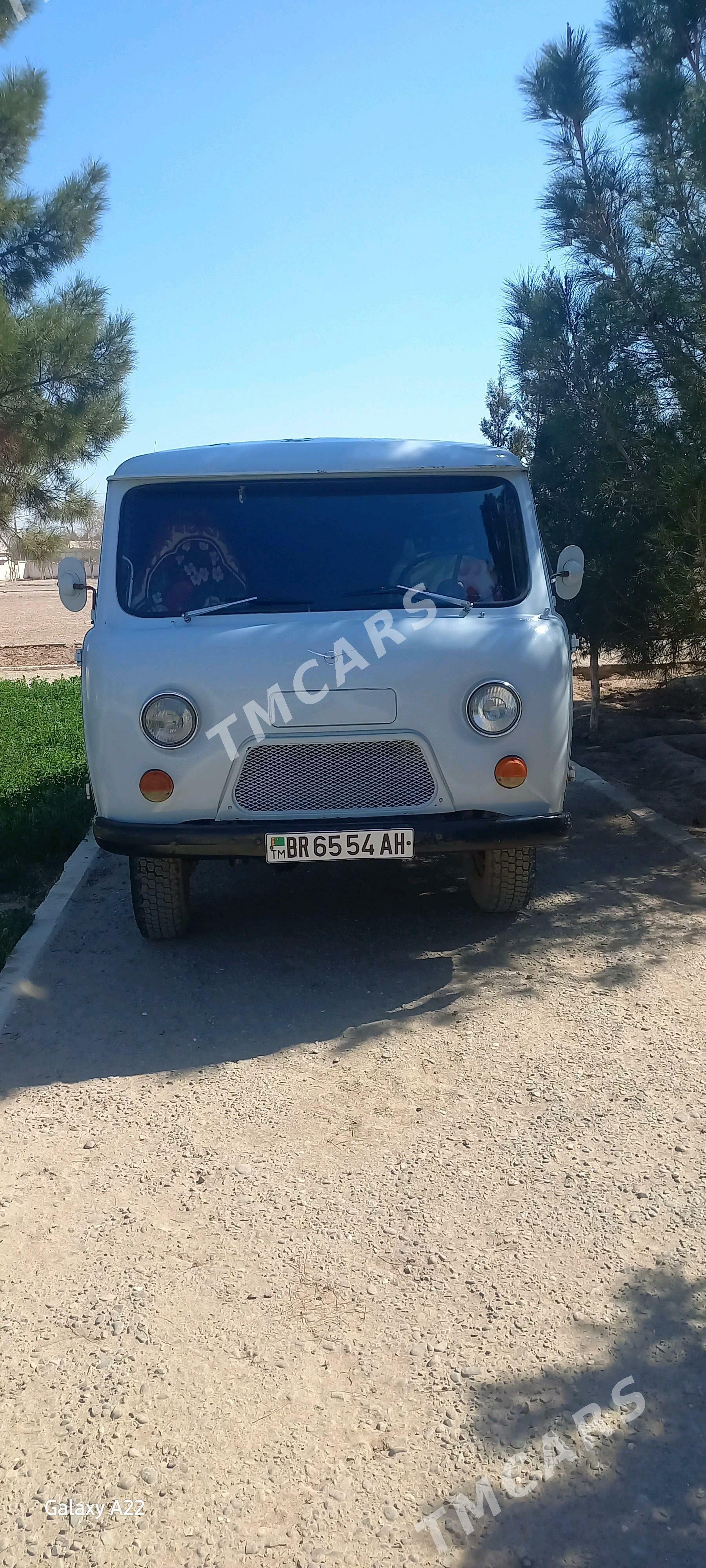 UAZ 452 1984 - 50 000 TMT - Теджен - img 3