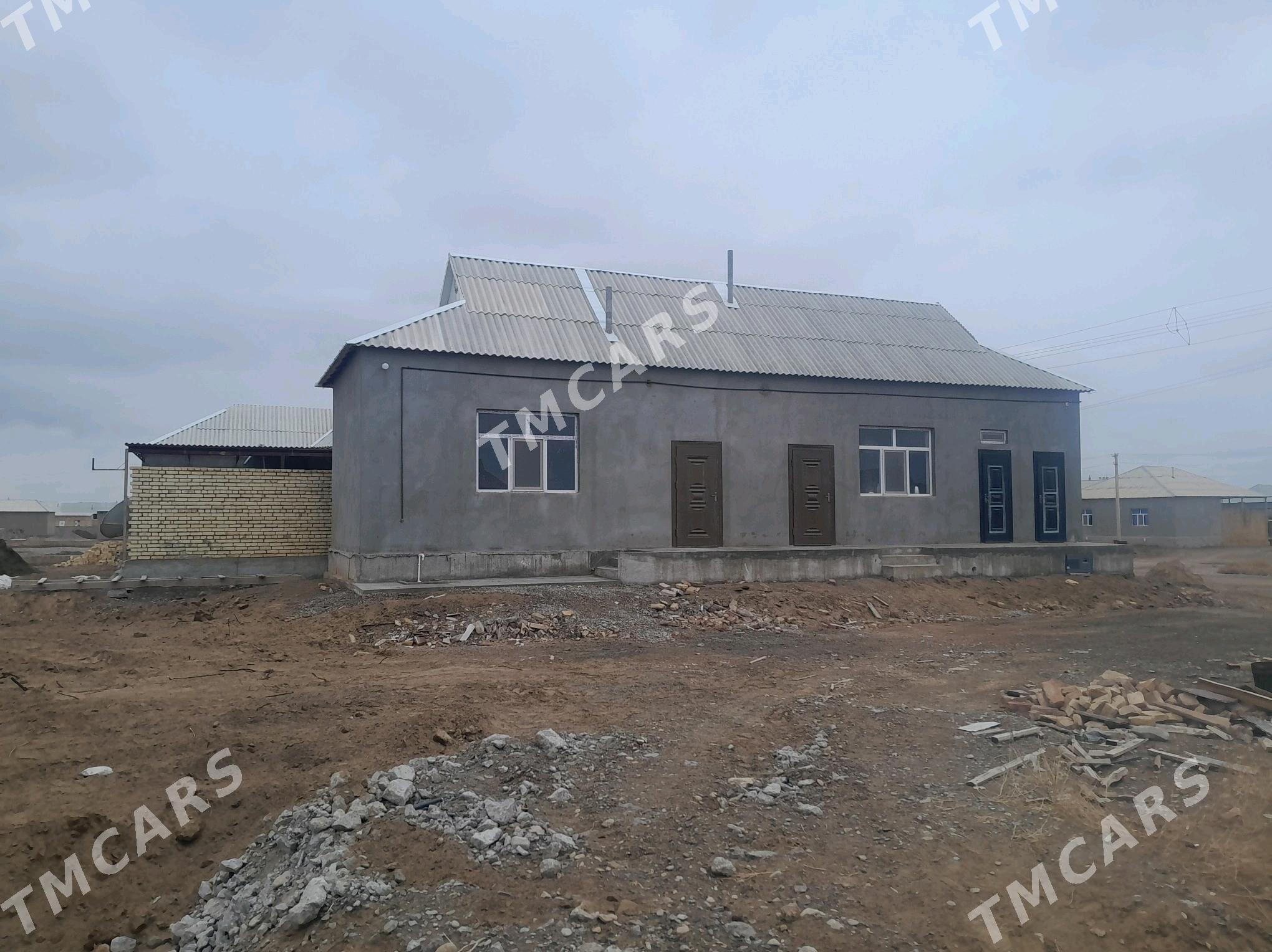 Satlyk jaý - Теджен - img 3
