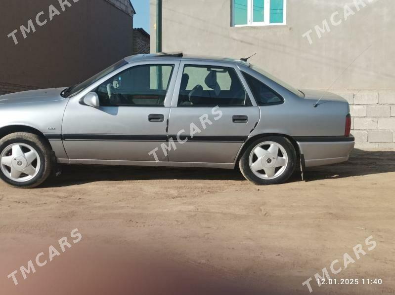 Opel Vectra 1995 - 60 000 TMT - Гурбансолтан Едже - img 2