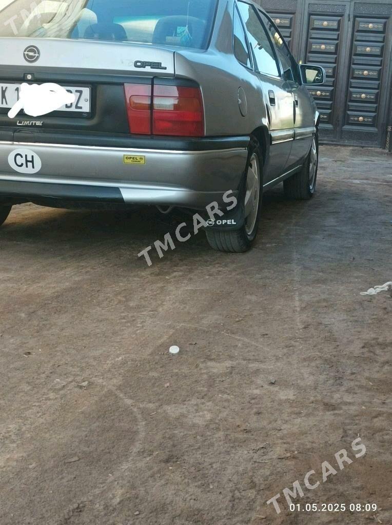 Opel Vectra 1995 - 60 000 TMT - Гурбансолтан Едже - img 8