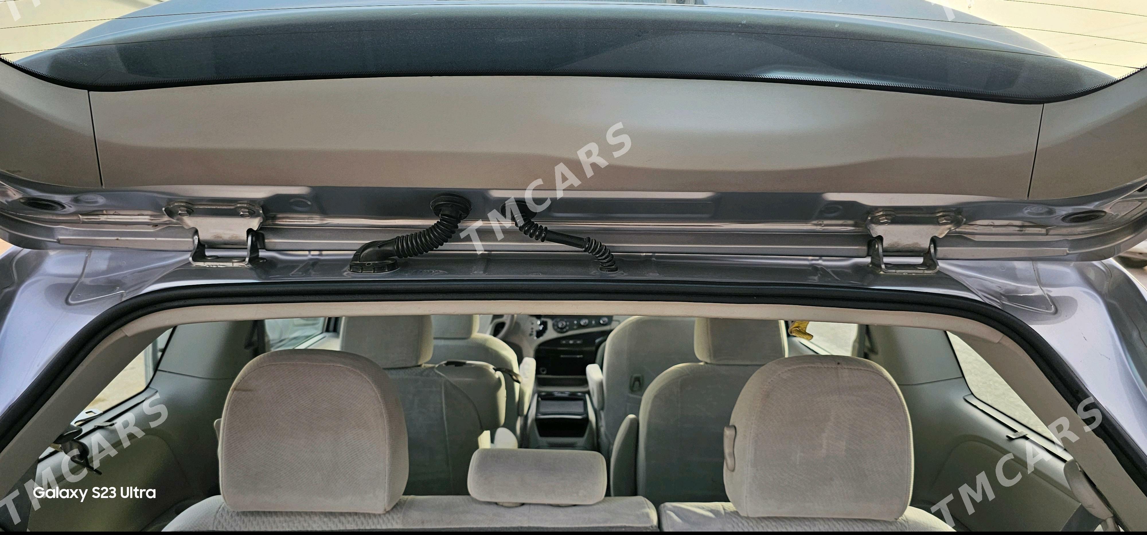 Toyota Sienna 2011 - 285 000 TMT - Мары - img 7