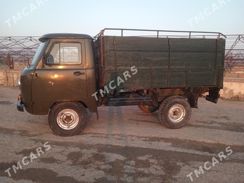 UAZ 452 1984 - 44 000 TMT - Фарап - img 5