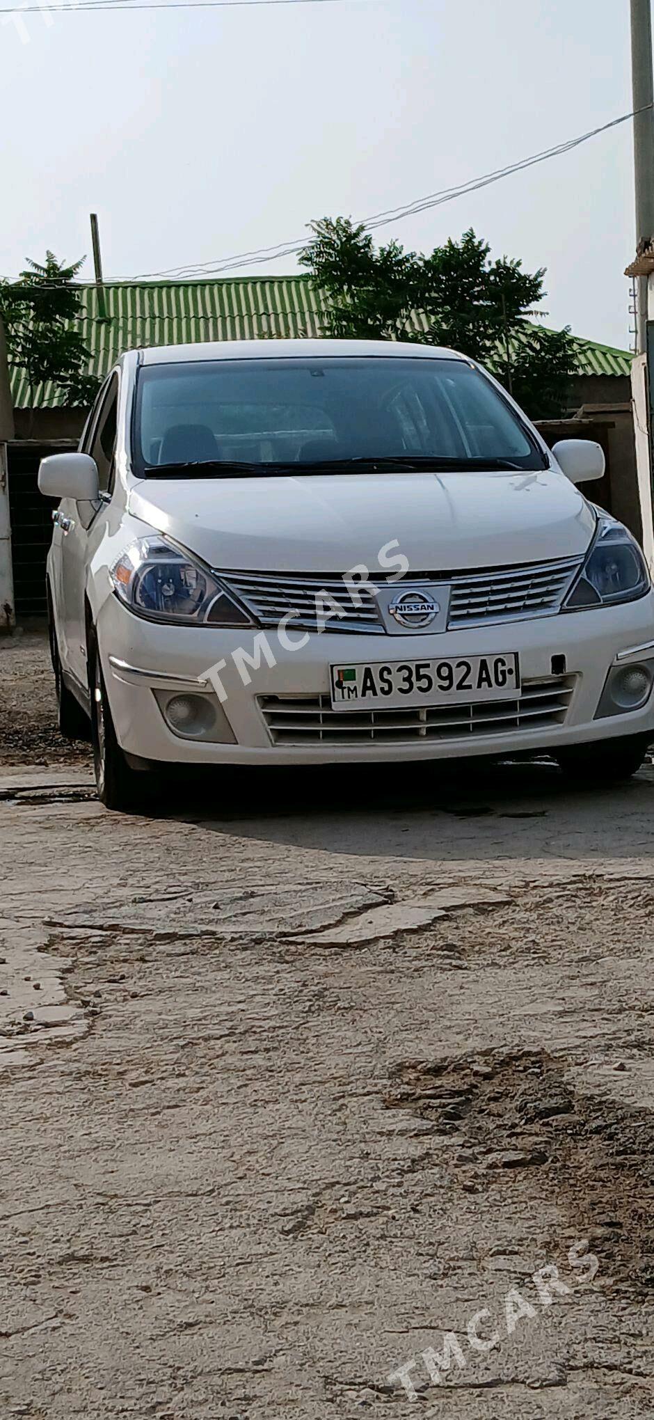 Nissan Versa 2009 - 122 000 TMT - Ашхабад - img 3