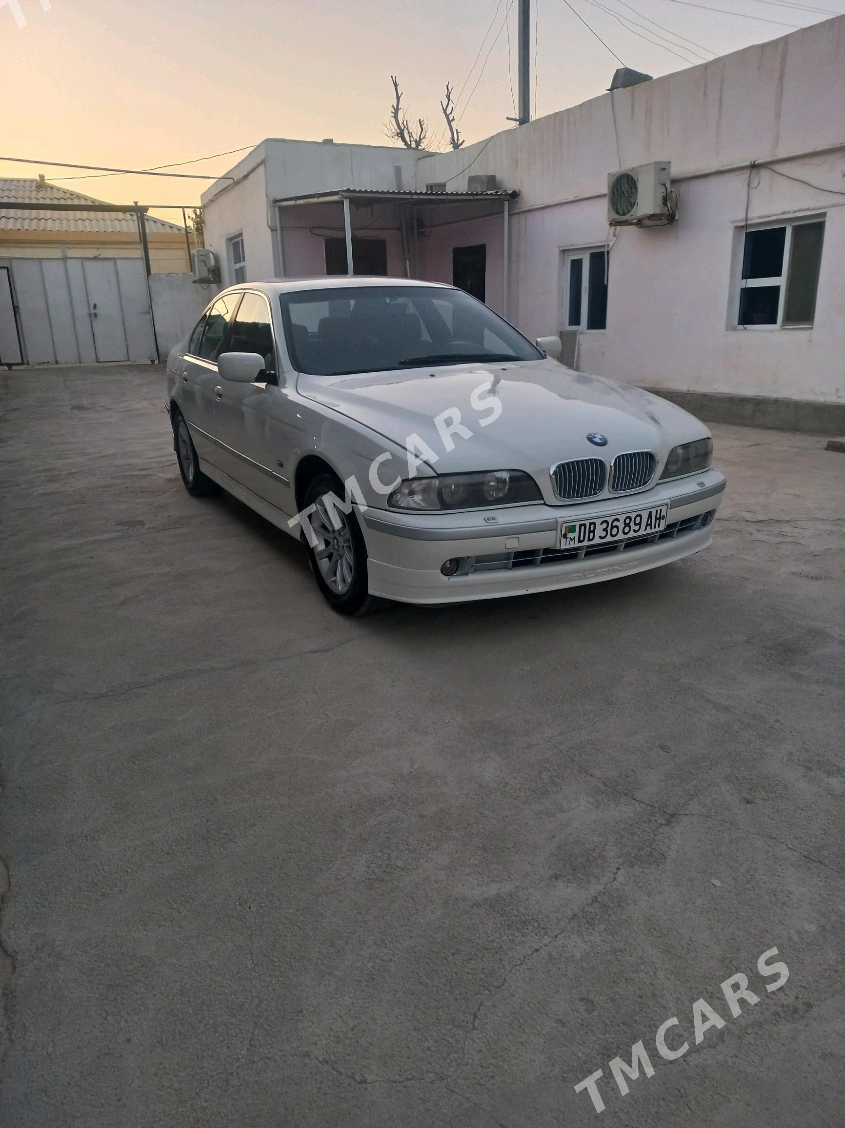 BMW 530 2000 - 99 000 TMT - Bäherden - img 5