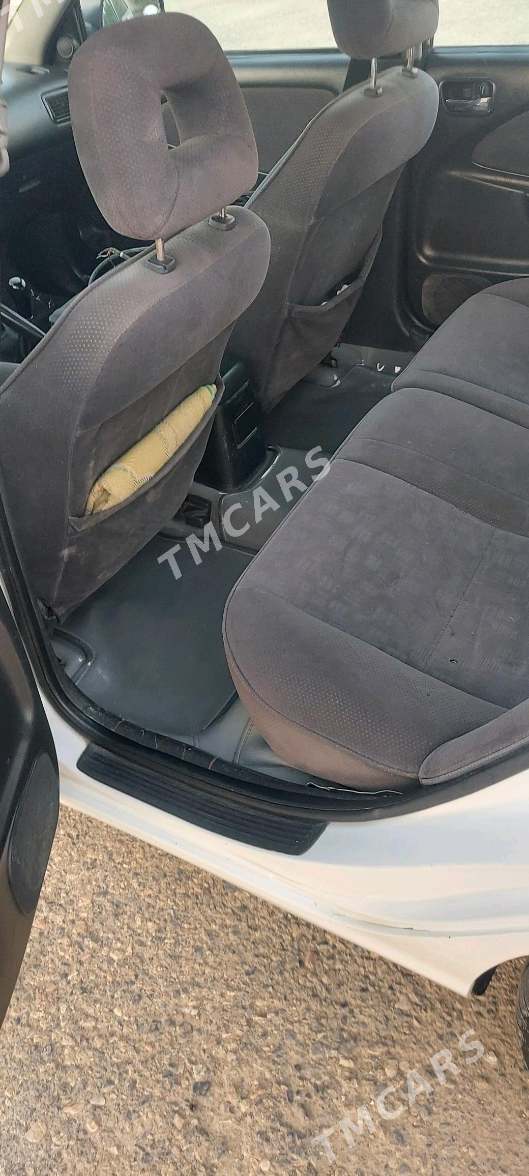 Toyota Avensis 2002 - 100 000 TMT - Багир - img 5