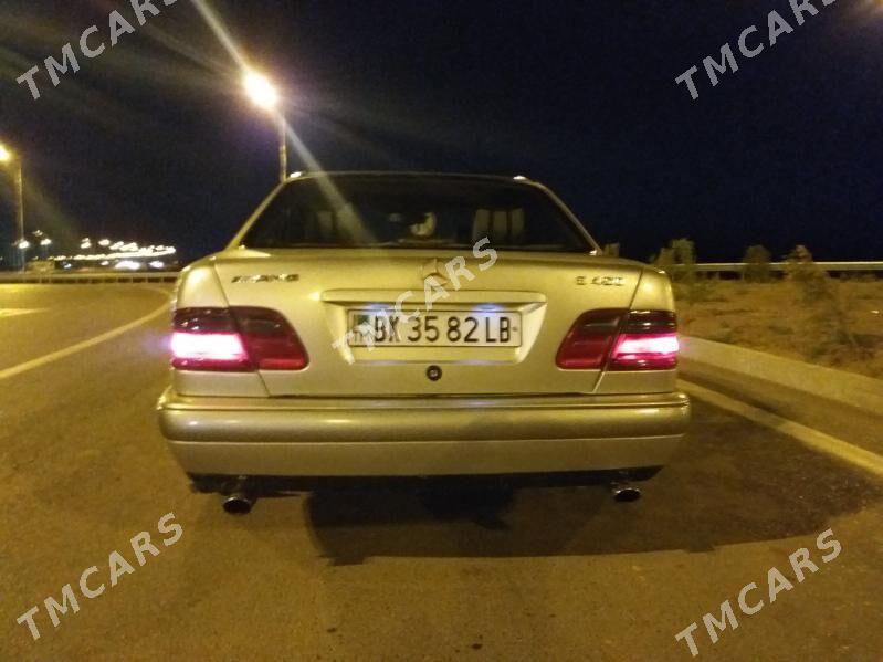 Mercedes-Benz E320 1998 - 70 000 TMT - Türkmenabat - img 2