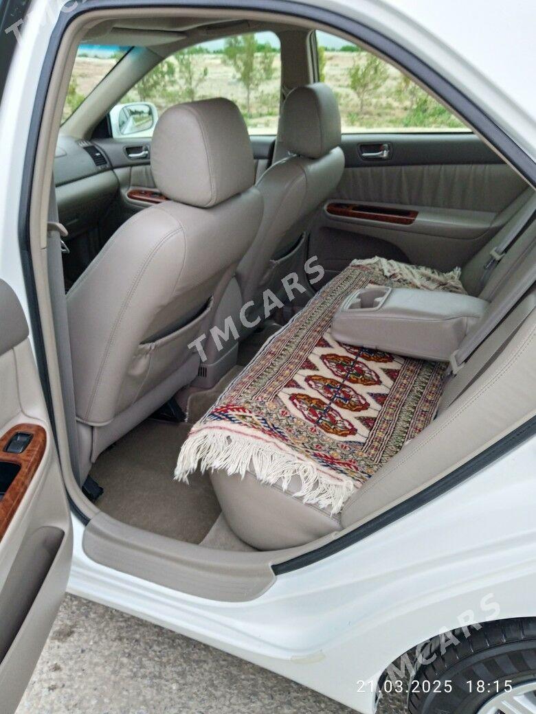 Toyota Camry 2005 - 275 000 TMT - Бедев - img 2