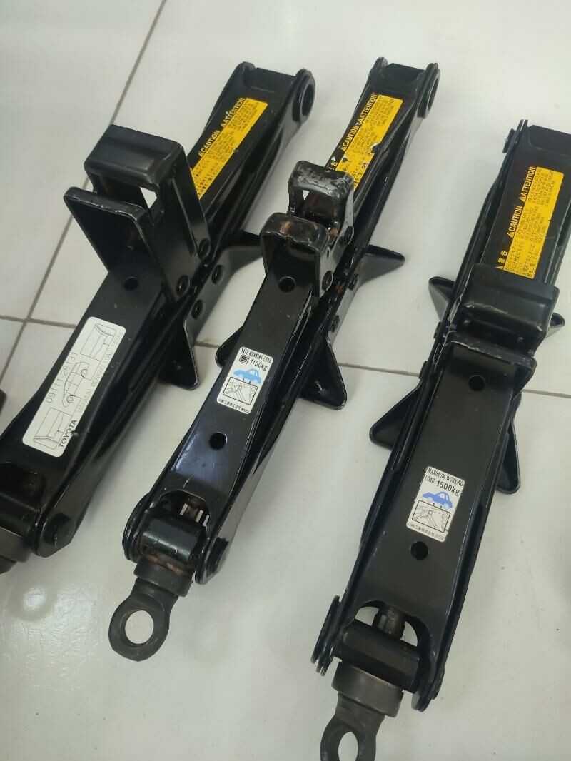 Damkrat Sedan we Prada masynla 200 TMT - Балканабат - img 2