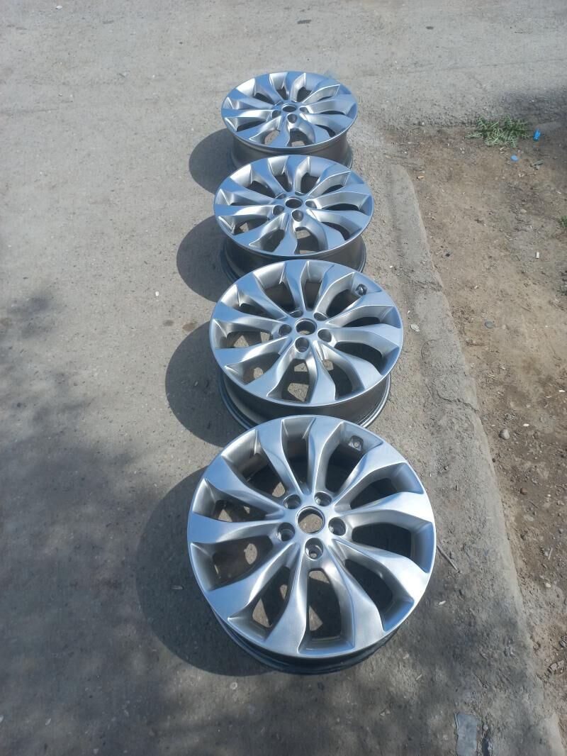 KIA SARENTO 19LK ARGINAL 8 000 TMT - Ашхабад - img 1