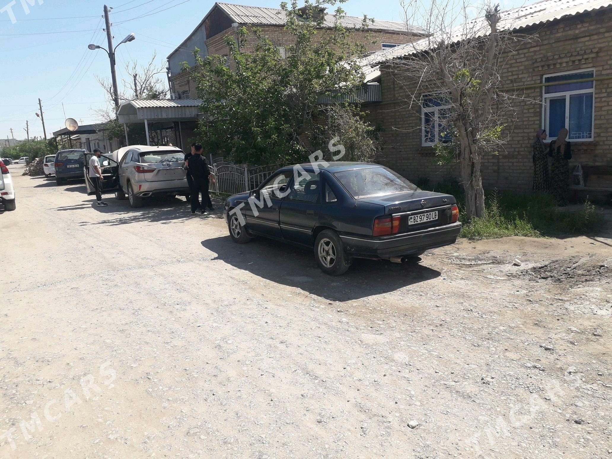 Opel Vectra 1992 - 27 000 TMT - Туркменабат - img 3