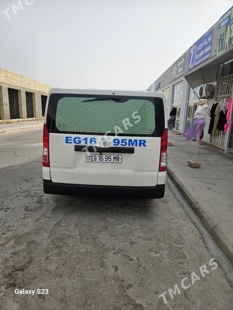 Toyota Hiace 2019 - 540 000 TMT - Мары - img 6