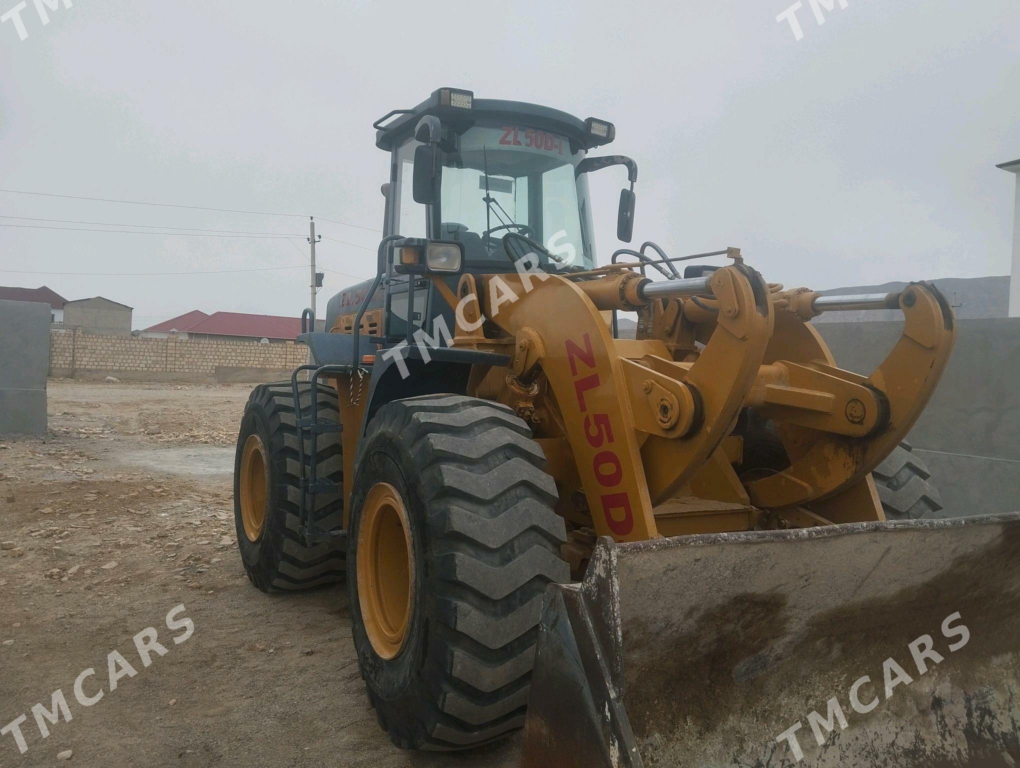 XCMG ZL50 2010 - 400 000 TMT - Balkanabat - img 5