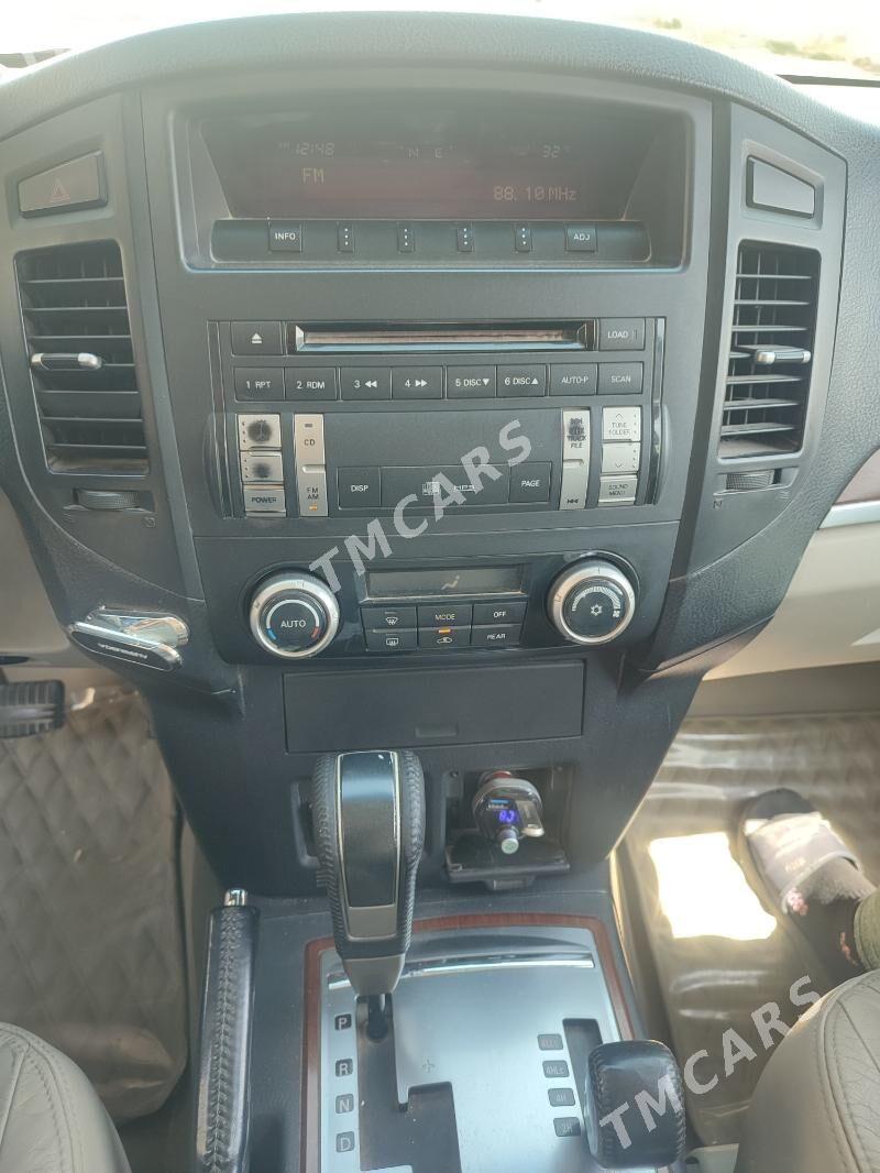 Mitsubishi Pajero 2007 - 170 000 TMT - Garabogaz - img 8