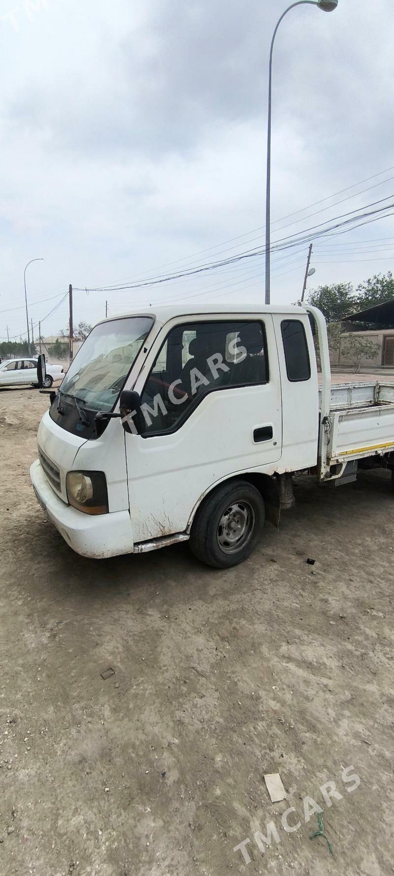 Kia Bongo 2003 - 120 000 TMT - Кёнеургенч - img 2