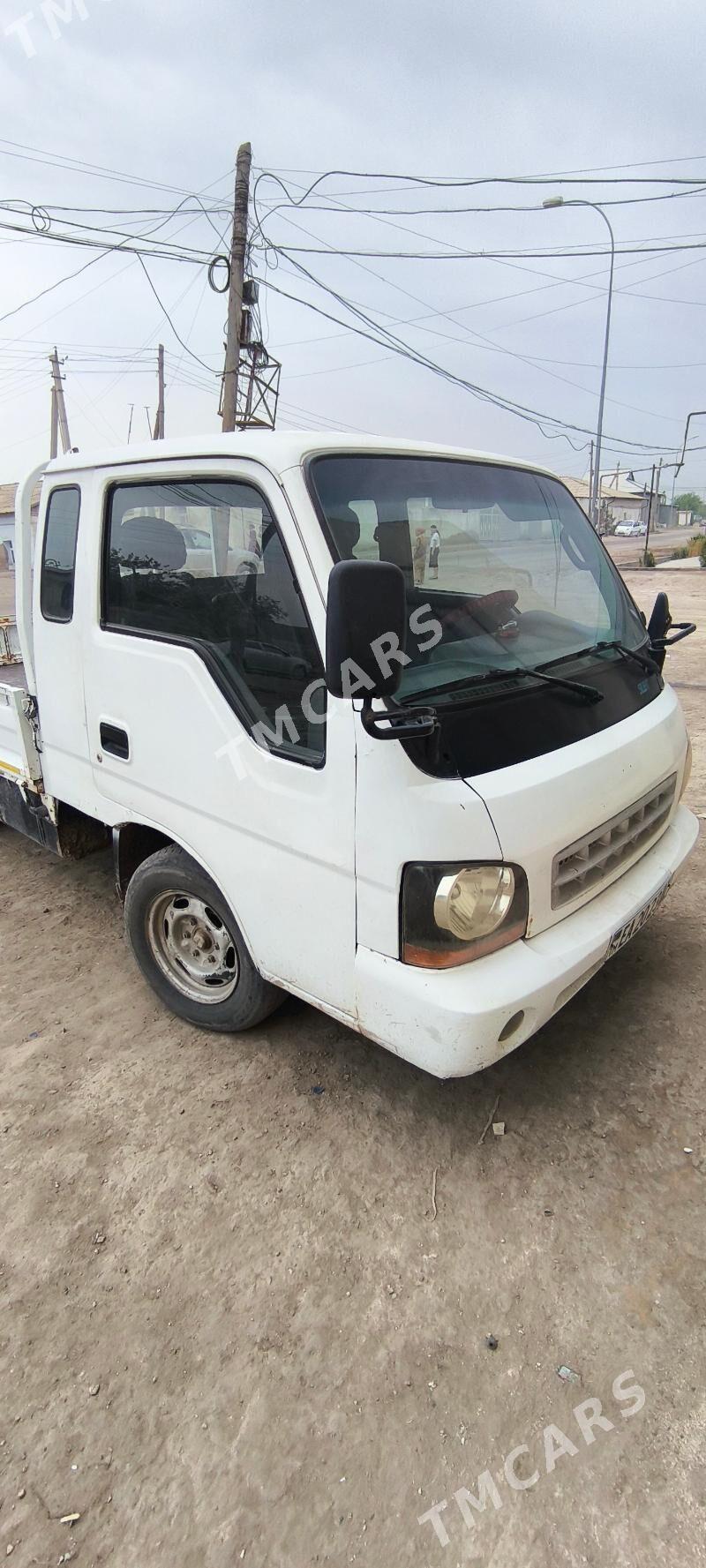 Kia Bongo 2003 - 120 000 TMT - Кёнеургенч - img 3