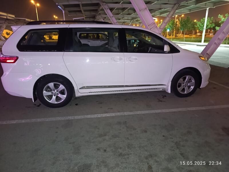 Toyota Sienna 2017 - 370 000 TMT - Balkanabat - img 8