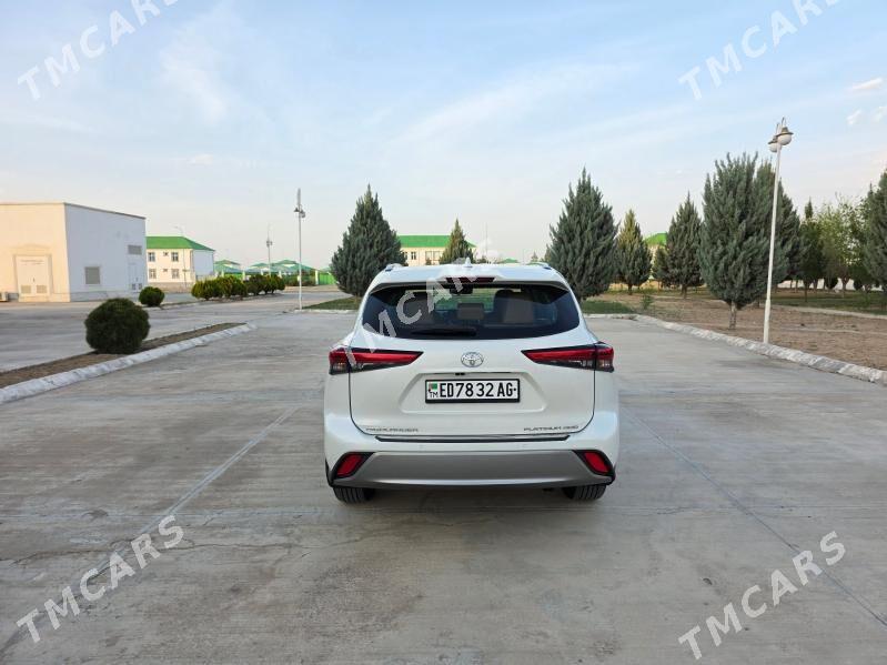 Toyota Highlander 2021 - 925 000 TMT - Ашхабад - img 3