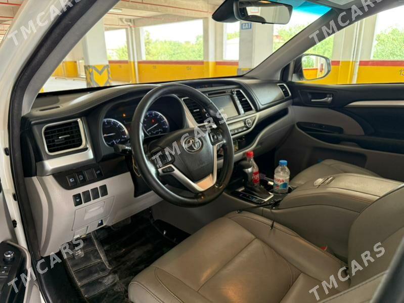 Toyota Highlander 2018 - 380 000 TMT - Арзув - img 5
