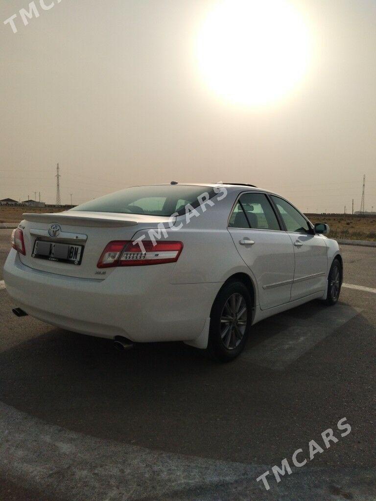 Toyota Camry 2010 - 215 000 TMT - Балканабат - img 4