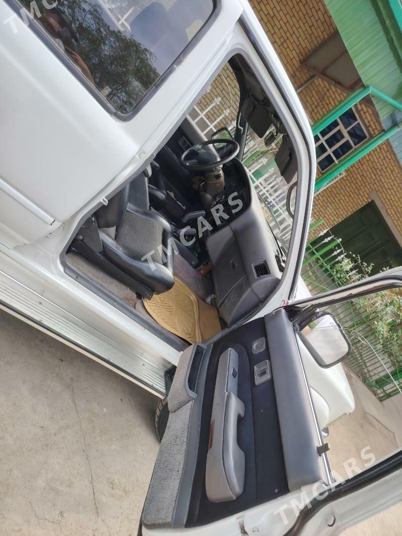 Toyota Hilux 1992 - 50 000 TMT - Кёнеургенч - img 4